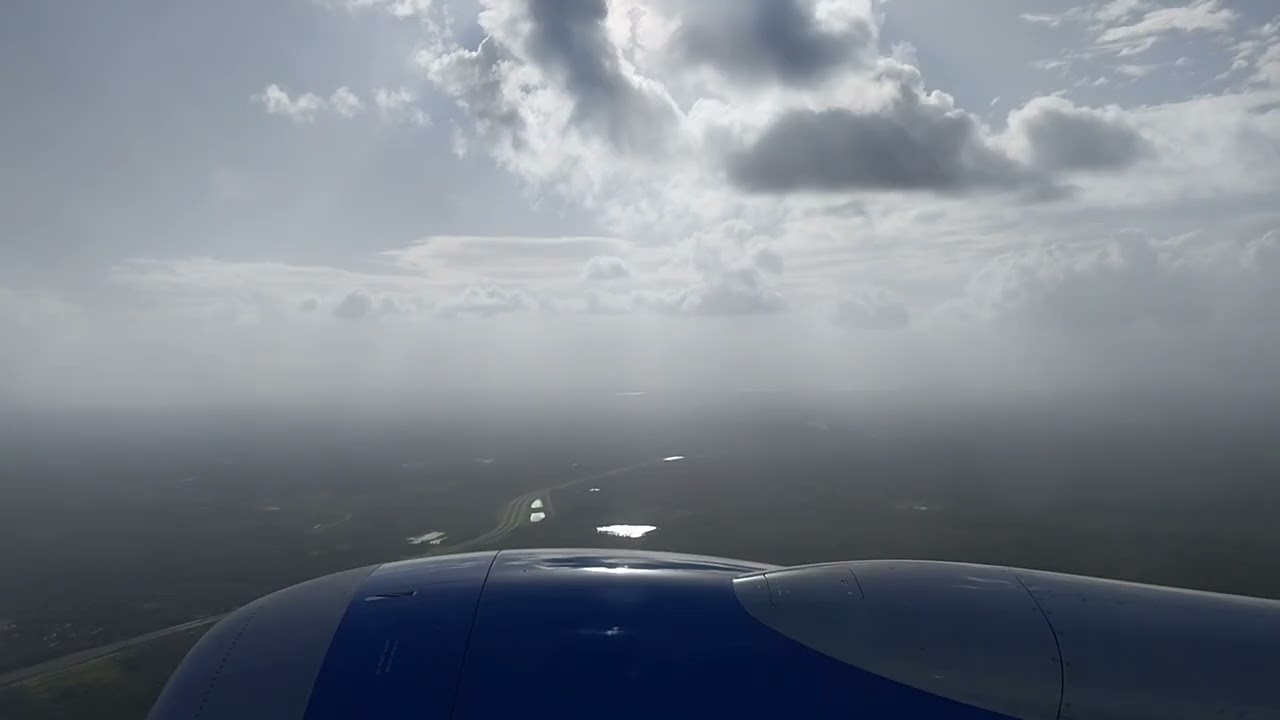 Relaxing landing into Sanford, FL (SFB)