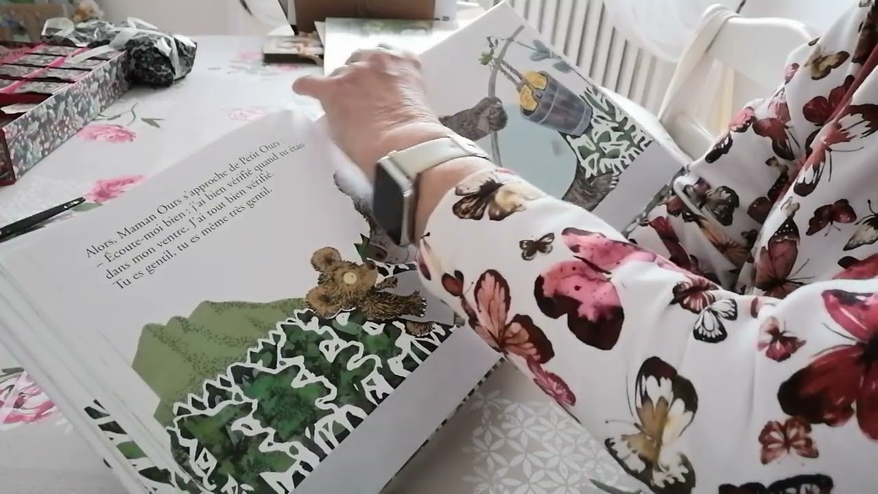 Un livre pour les petits de mon village, je ne fait pas que du scrap 