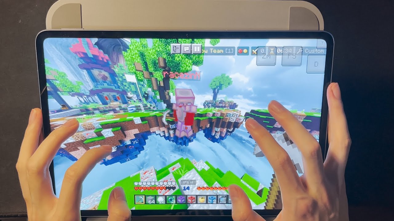 Minecraft Skywars Mobile With Handcam on New Controls