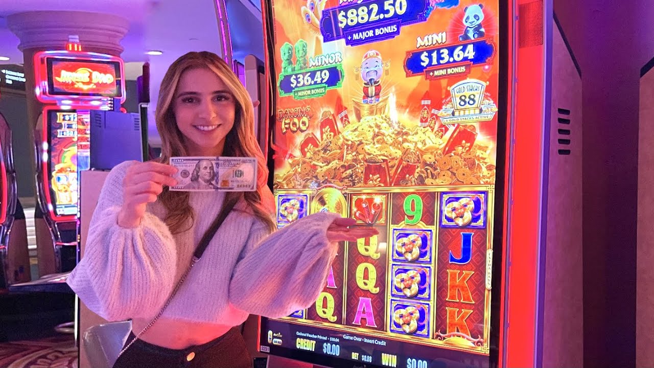 She ALMOST Walked Away From This Dancing Foo Slot Until THIS HAPPENED!😋💵