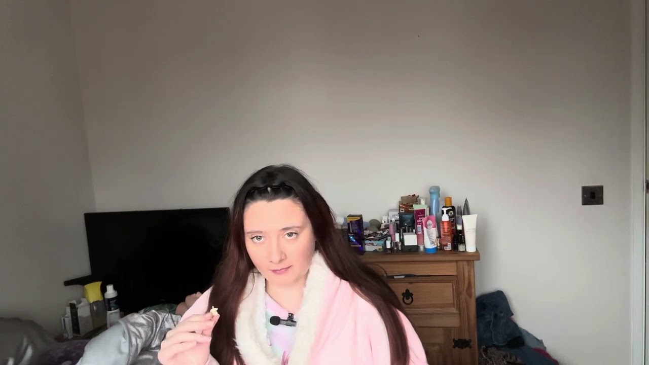 ASMR no talking twirls eating 