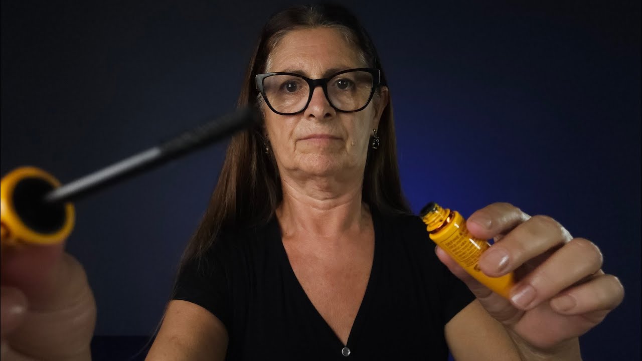 ASMR: Posso fazer sua Maquiagem? 💄