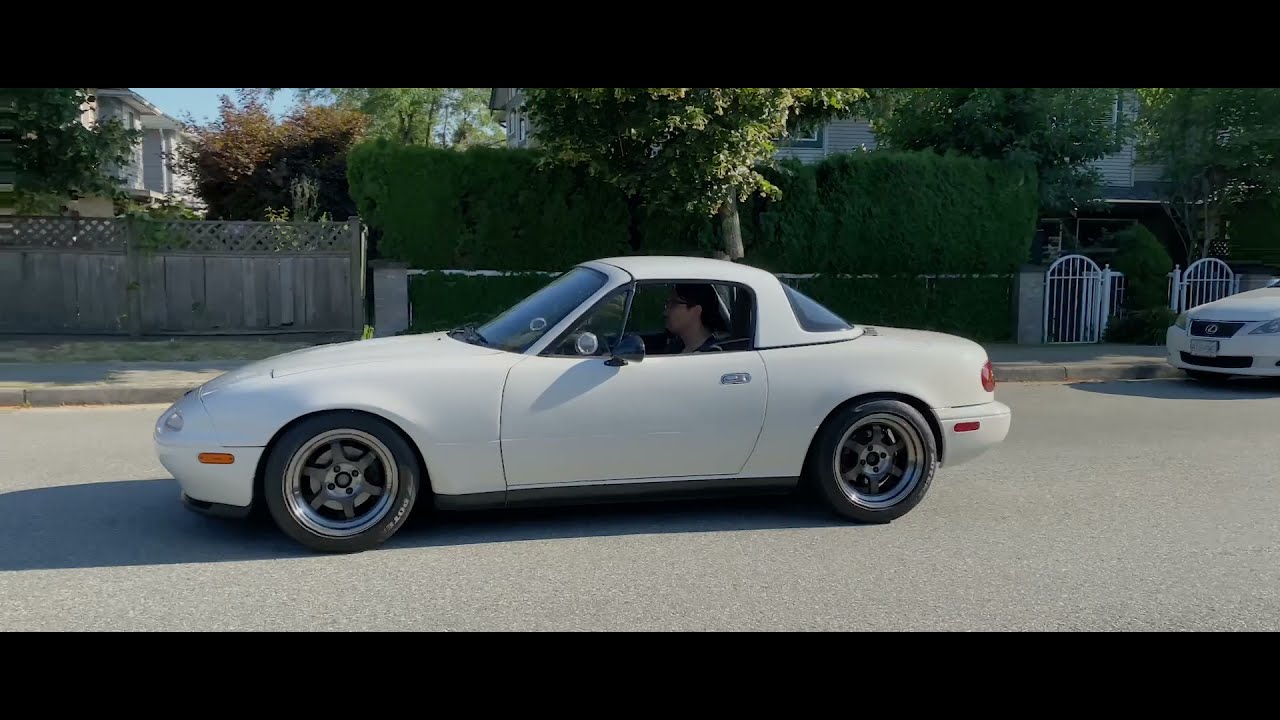 For sale: 1995 Mazda Miata drive by