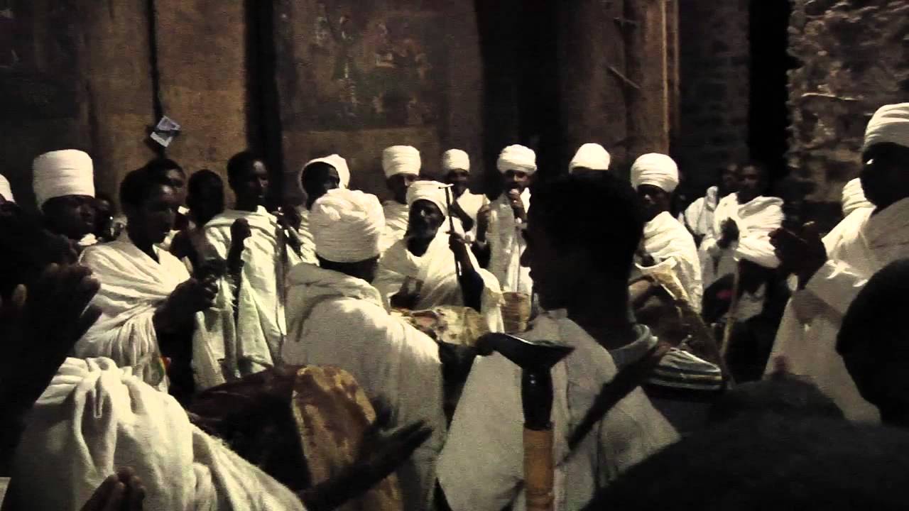 NOW ETHIOPIA •†•†• TEWAHEDO FASIKA •†•†• easter ritual in Gondar