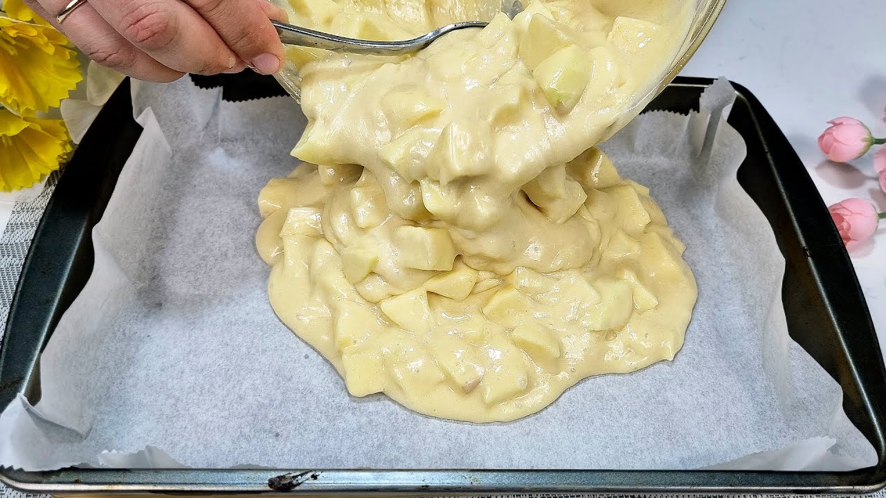 Легкий рецепт яблочного пирога, который понравится всем!🍎🍏 Быстро и вкусно!