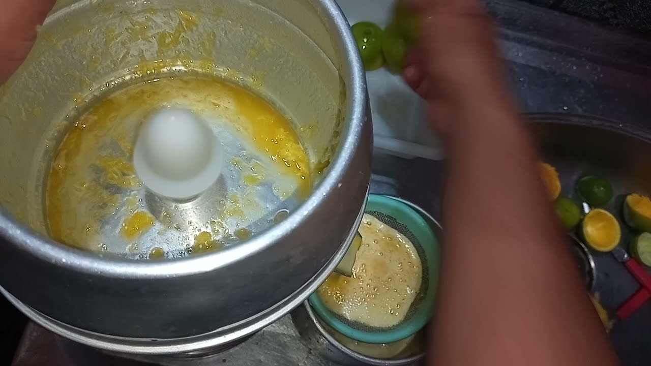 Usar o espremedor de laranja de forma segura