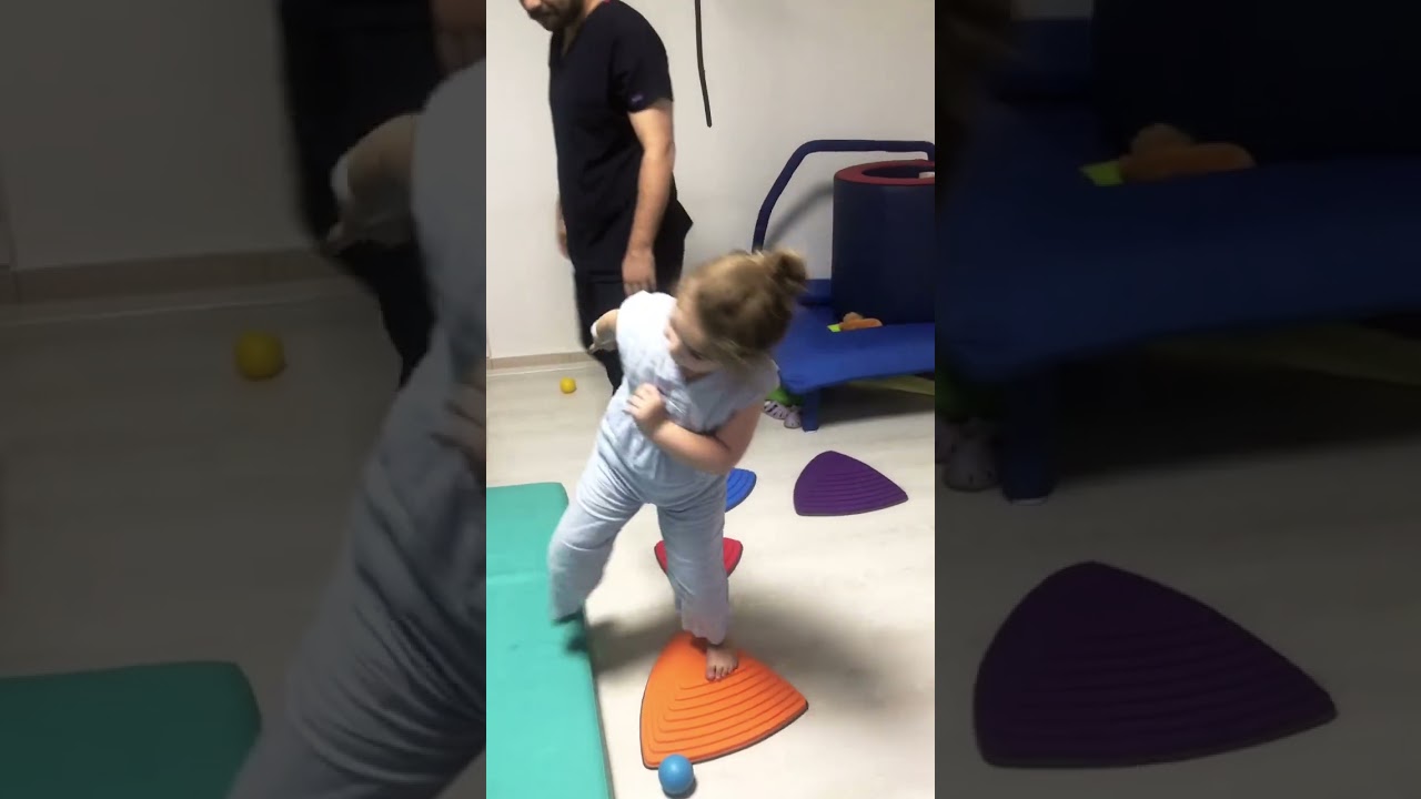 Ergoterapi seansında nasıl eğleniyoruz izleyelim.  Video için aileden izin alınmıştır.