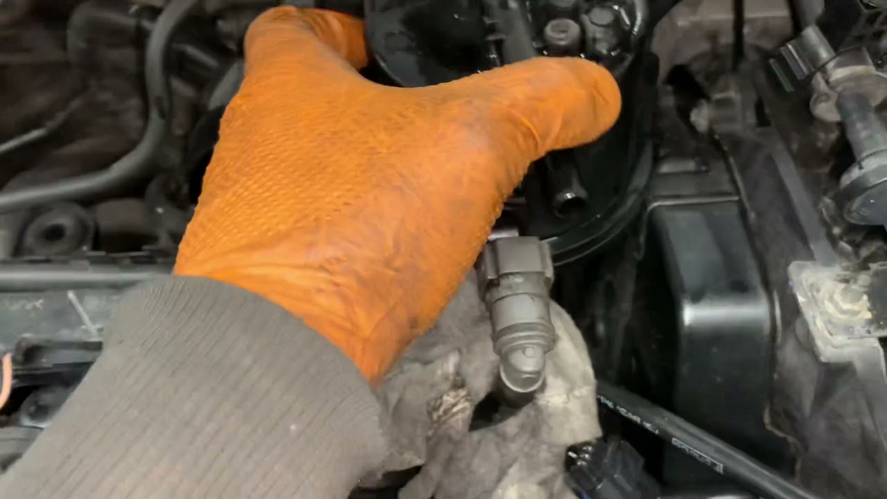 Процедура замены и прокачки топливного фильтра Fiesta 1.4 TDI