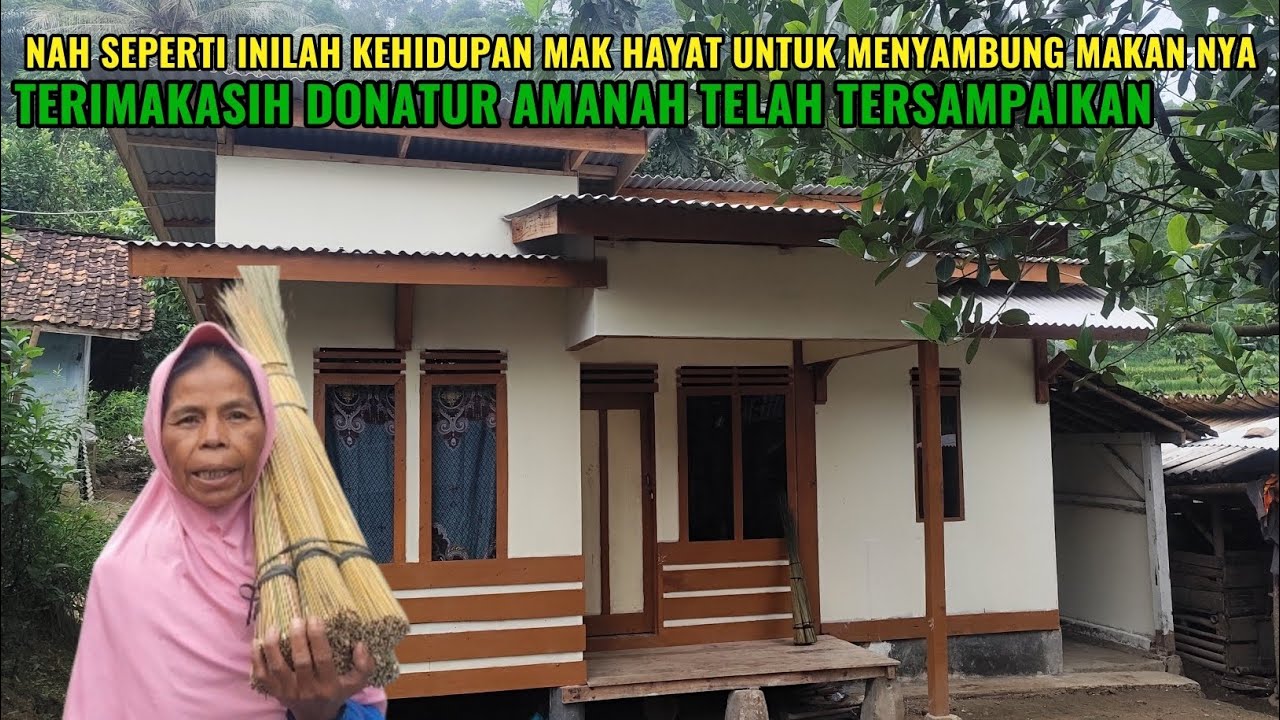 Nah seperti inilah kehidupan mak hayat untuk menyambung makan nya terimakasih donatur amanah telah. 