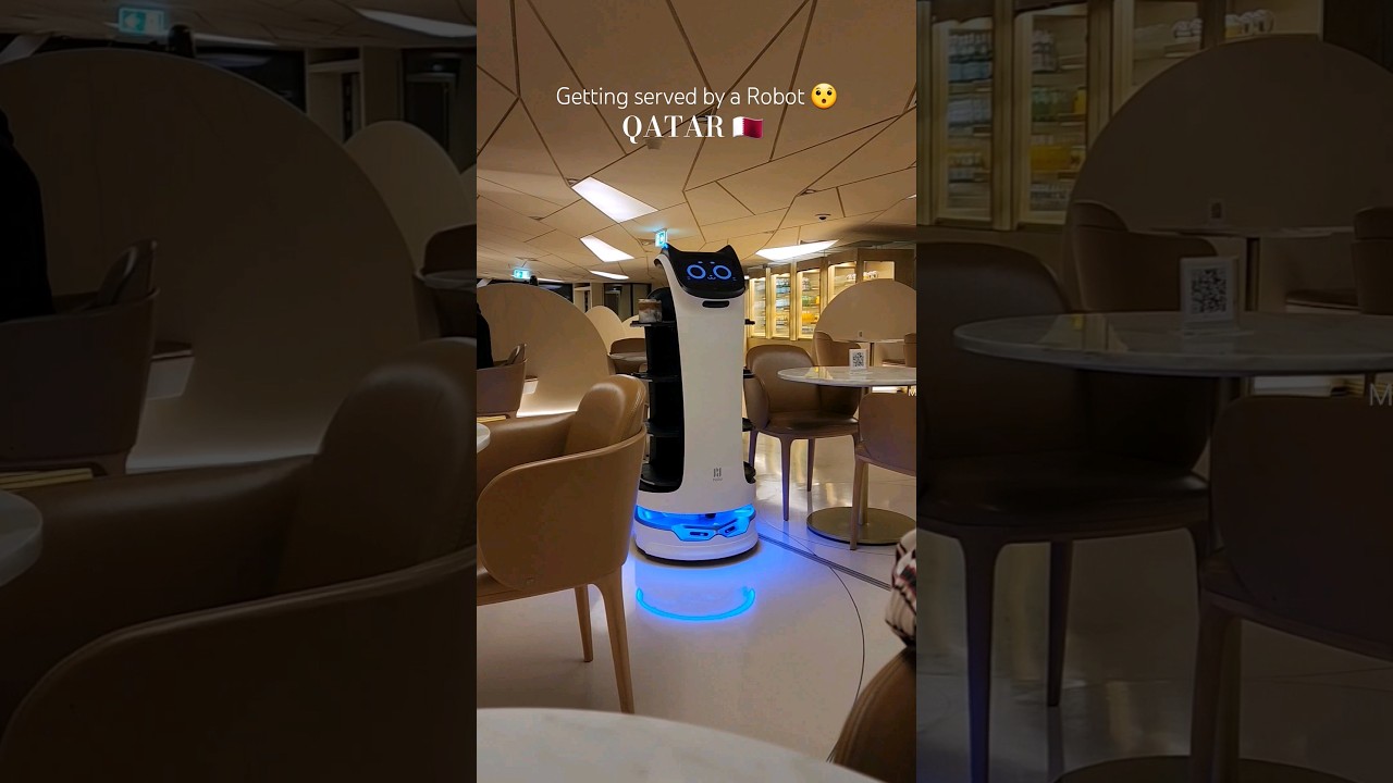 Future is here ! 😆 |Desert Rose Caf&eacute;,Qatar #qatarvlog #qatarvlogs #dohavlog #qatarvlogsbyanauaravind
