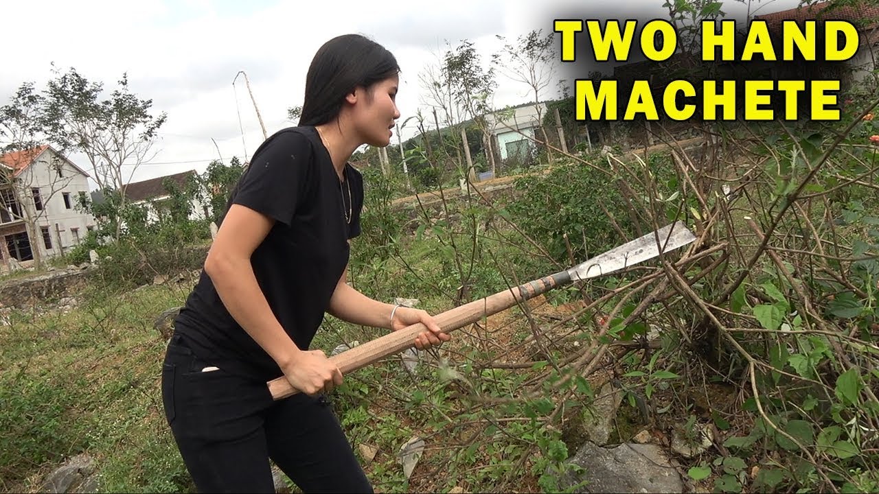 How Blacksmiths make Two Handed Machetes in Vietnam