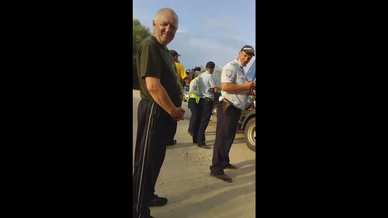 Навашинский гаишник решил быкануть .
