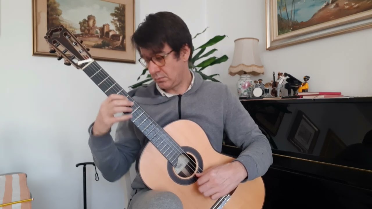 Autumn leaves - Joseph Kosma - Arranged by Chris Standring