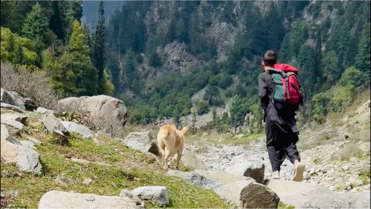 Torwali song. Shazada se gham c dastan  awaz bakhti afsar 