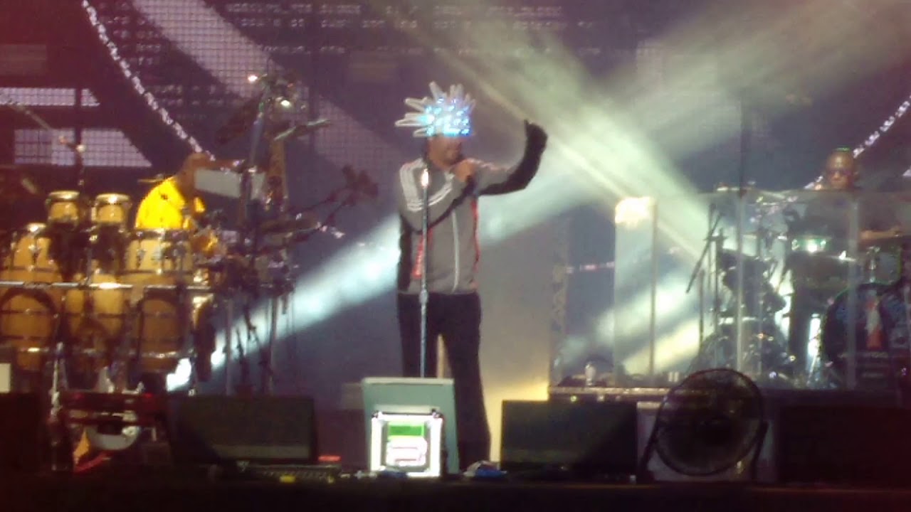 Marés Vivas 2018 - Jamiroquai - Cosmic Girl