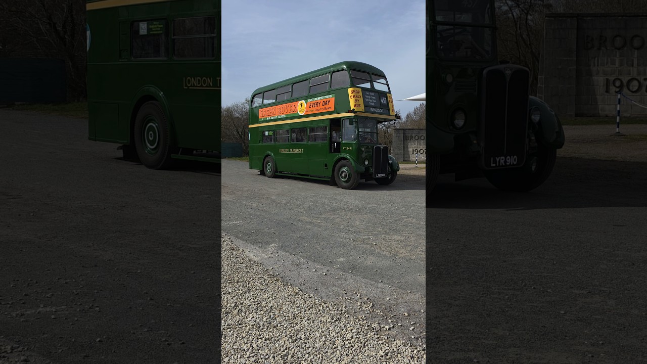 1952 AEC Regent III Vintage Bus infront of Concorde