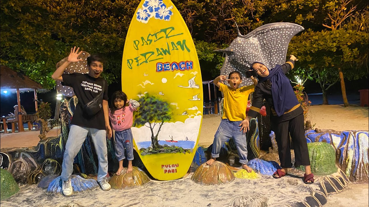 Liburan ke pulau pari dan berenang di pasir putih pantai perawan, kepulauan seribu
