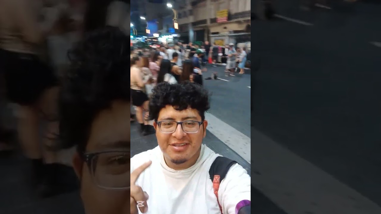 Conocemos la calle corrientes de noche. Y vimos algo impactante buenos Aires. AR