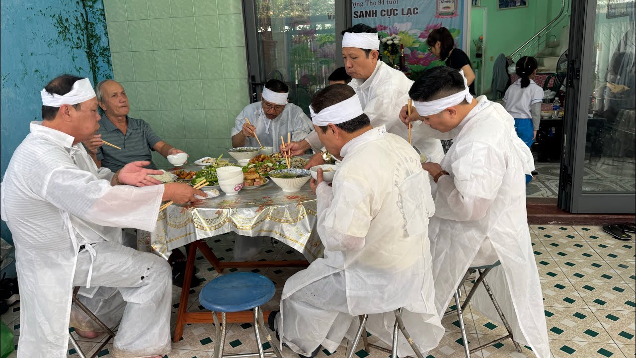  Cúng 14 ngày cho Mẹ! Ngày 28/01/2026