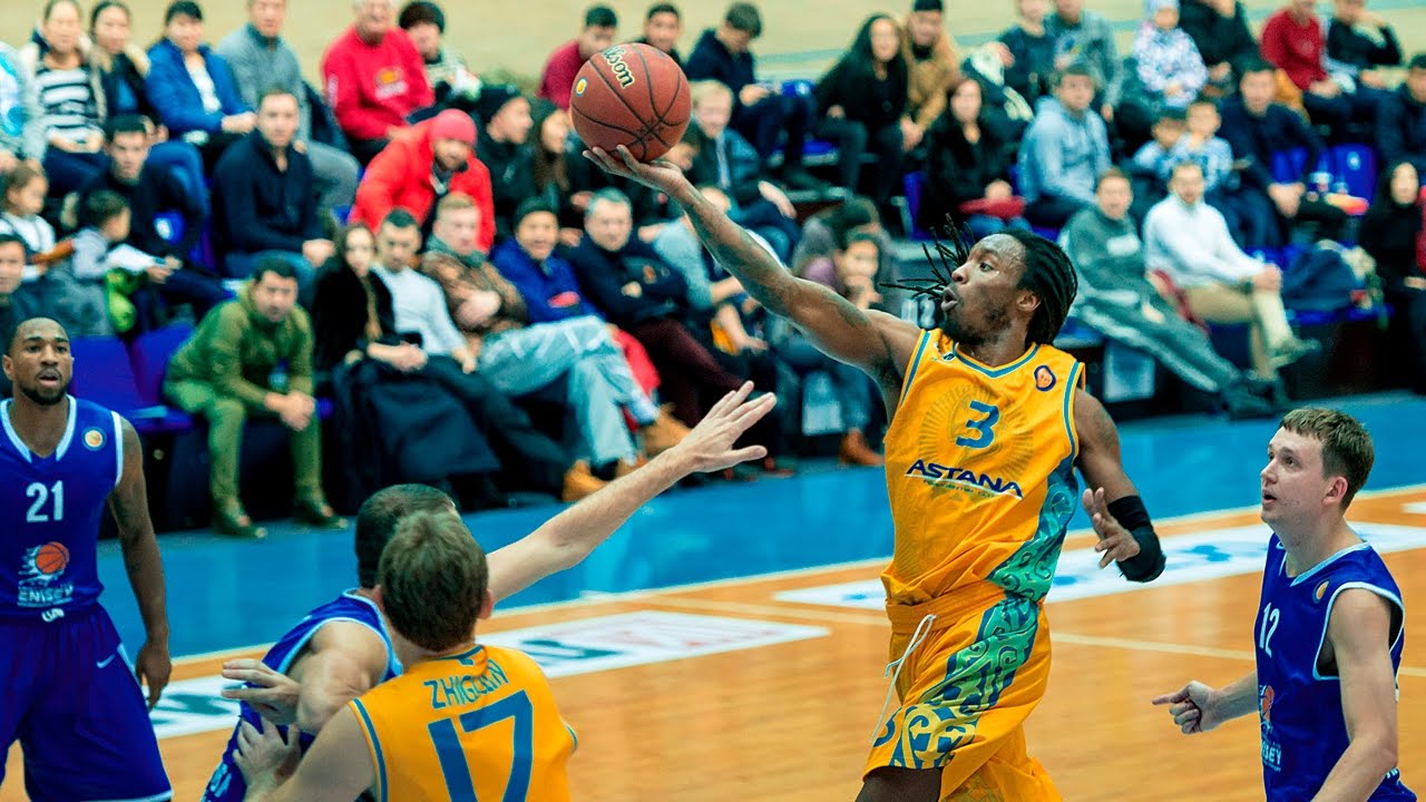 Robert Lowery Double Overtime Game-Winning Three-Pointer!