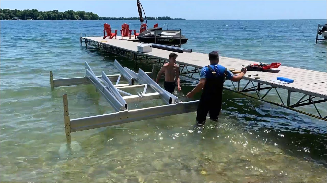 Time Lapse of a Basta Boat Lift Assembly