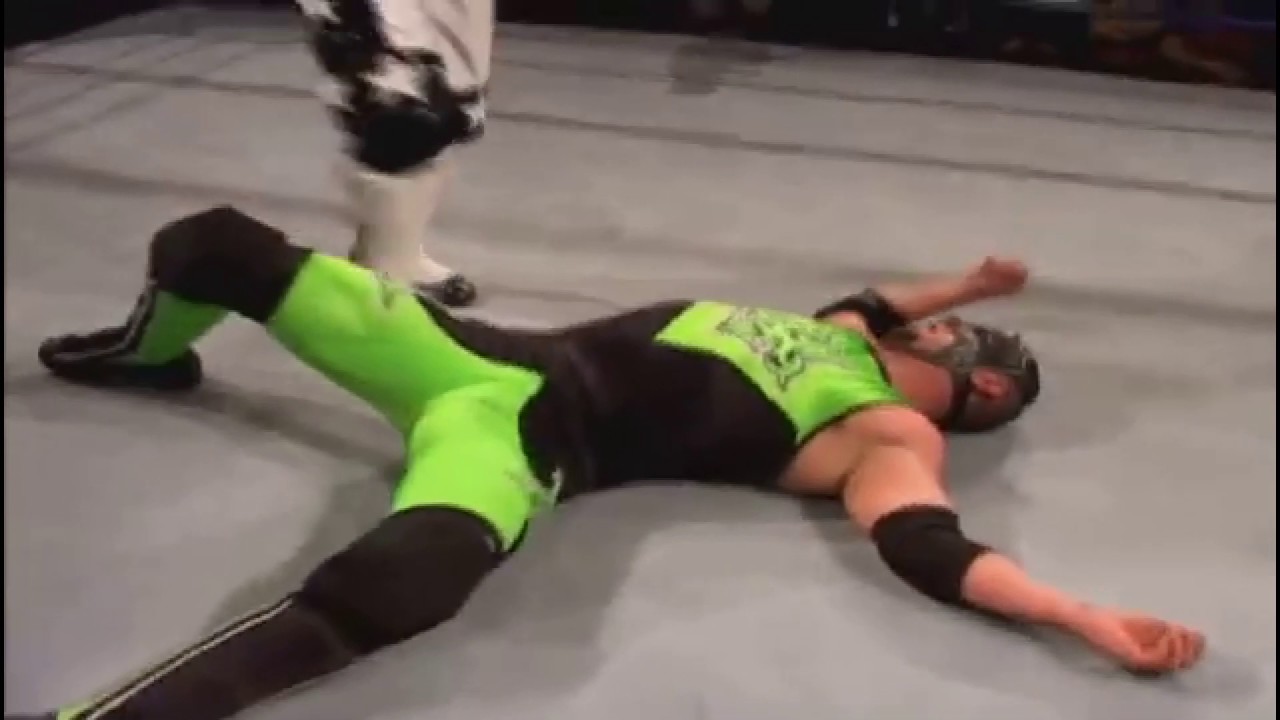 CWF Mid-Atlantic Flashback: Hurricane Helms & Matt Smith vs Roy Wilkins & Walter Eaton (2/22/13)