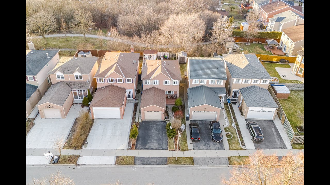 54 Niagara Place, Brampton Home - Real Estate Properties