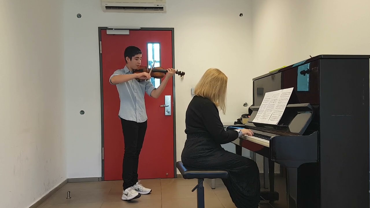 J.S. Bach Concerto E Major 1st mvt