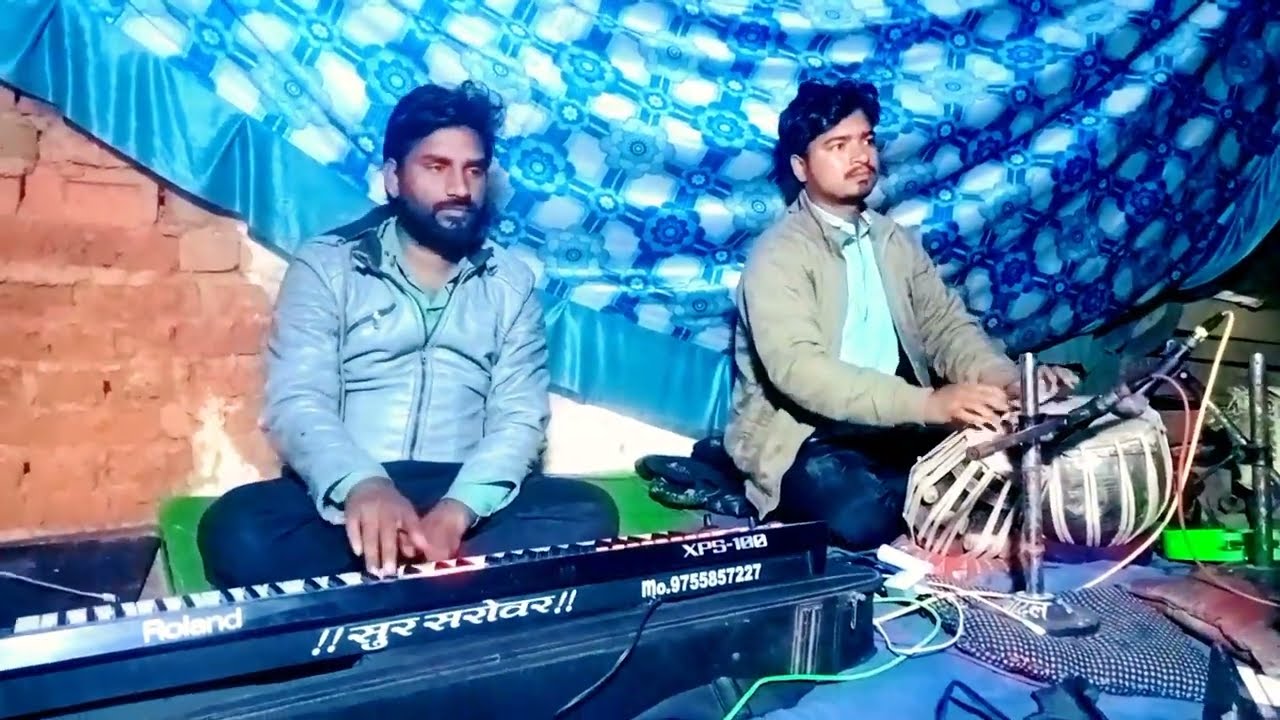 program me tabla bajane ka prayas 😀😀😀