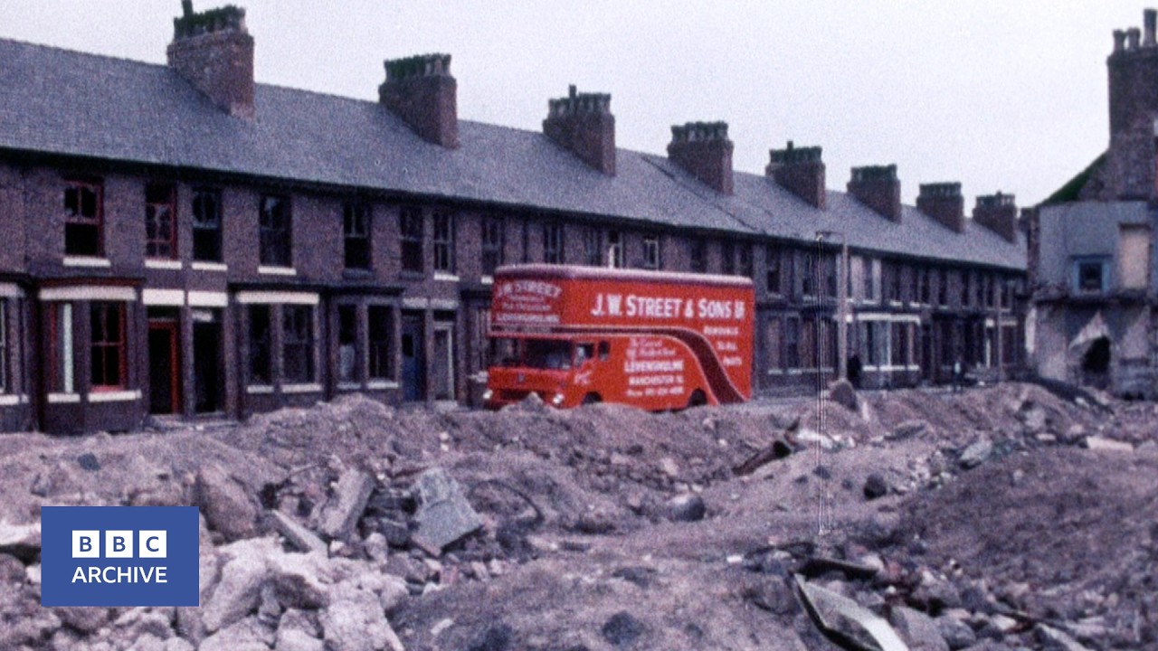 1974: Manchester - the Corporation and the People | Tuesday Documentary | BBC Archive