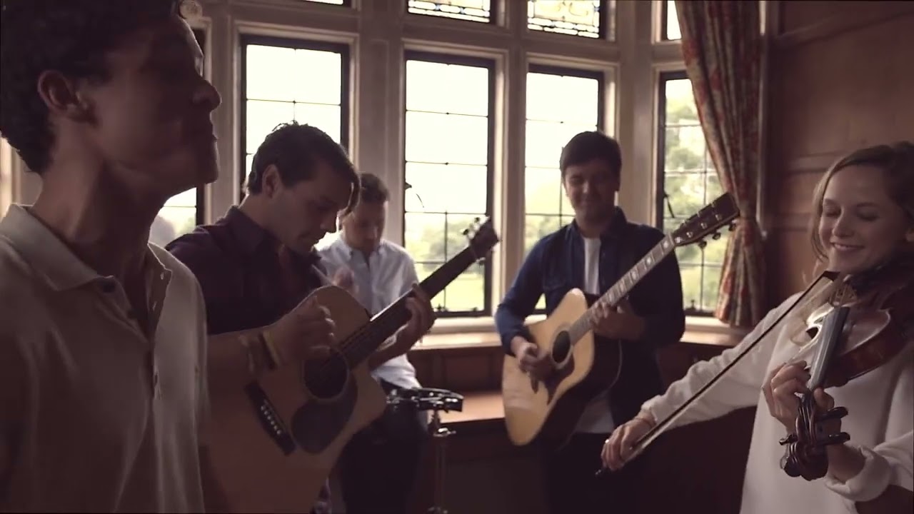 Burberry Acoustic - 'Rio' by The Mispers