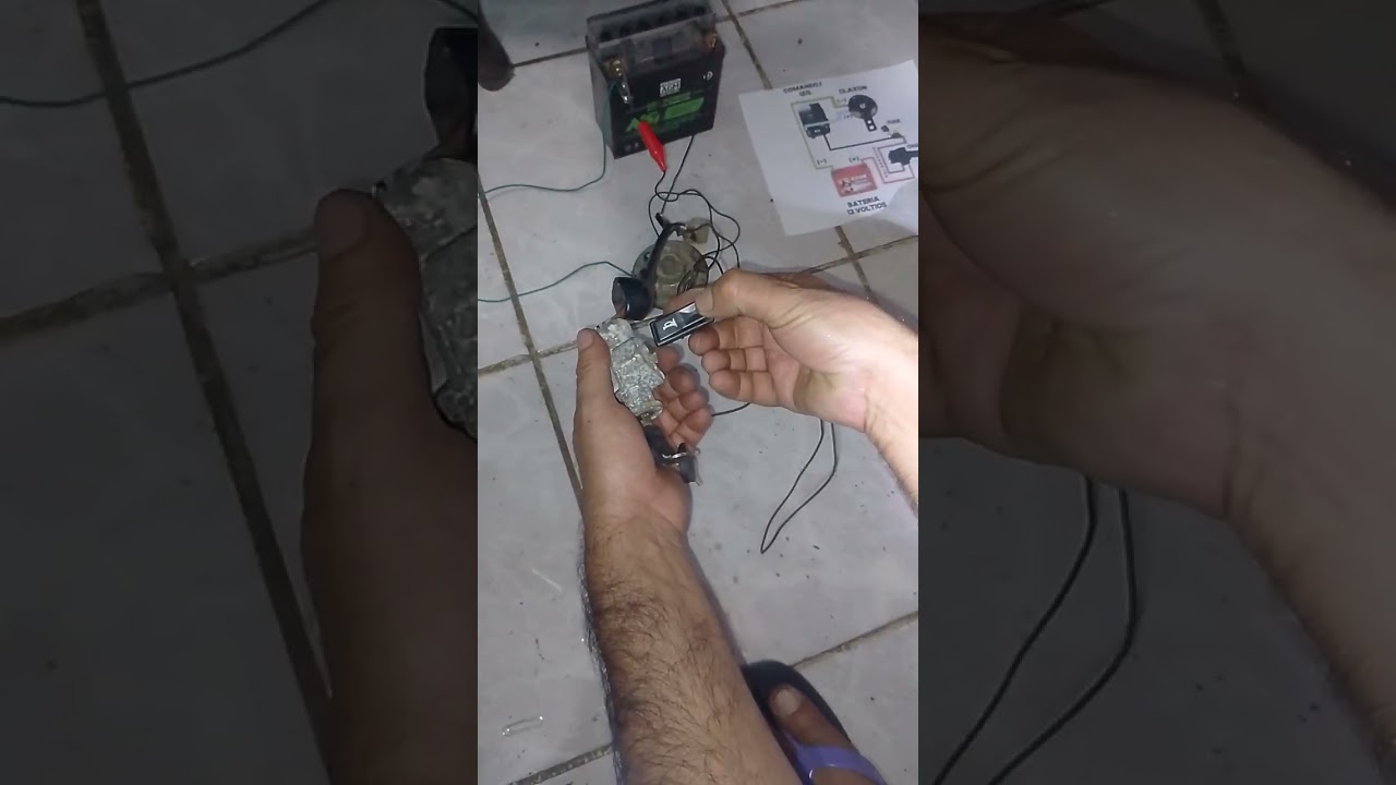 20* como funciona el claxon de una moto Honda beat 