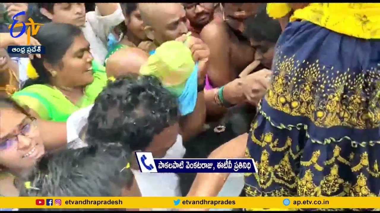 Massive Crowd of Devotees Rushed to Annavaram Temple | Live Updates From ETV Correspondent |