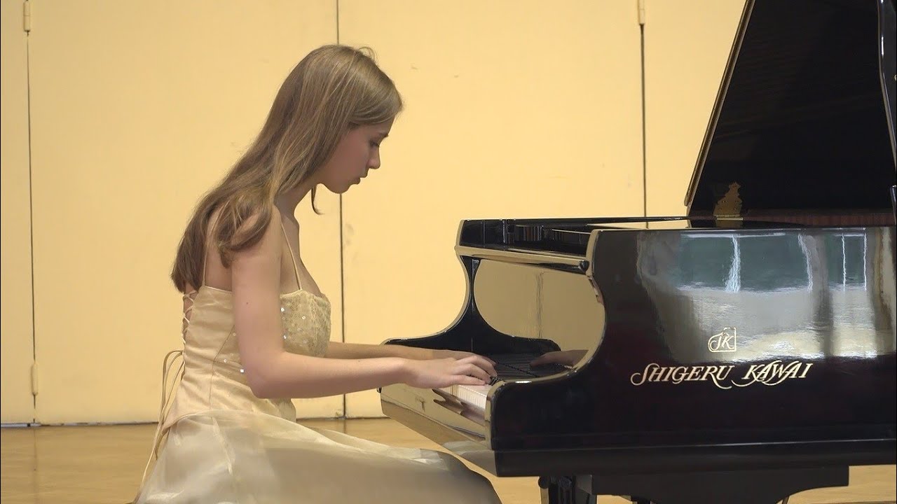 Frédéric Chopin- Nocturne No. 20 in C-sharp minor Piano - Laura Hana Borojević 2024.