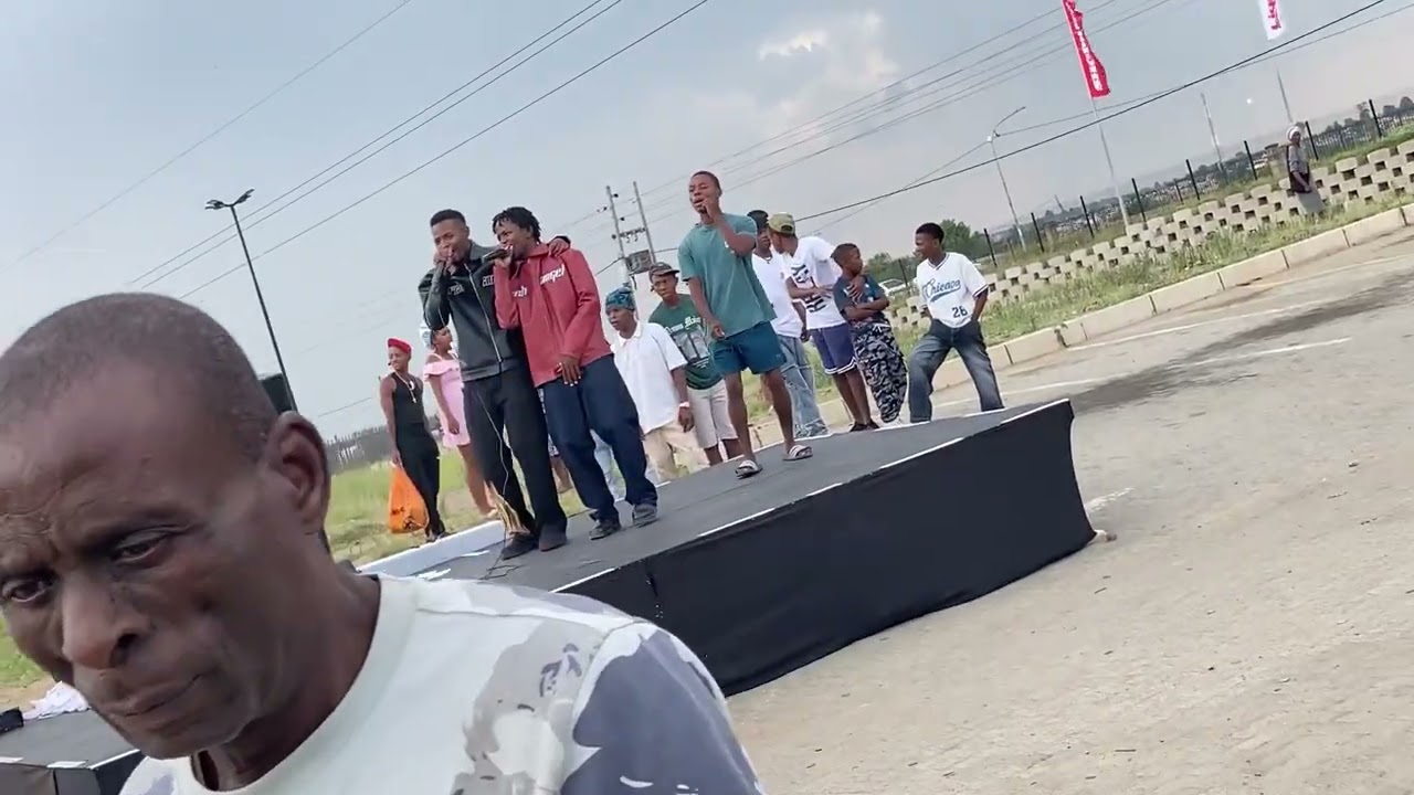 Lyric and Manando Maokeng Mall Perfomance