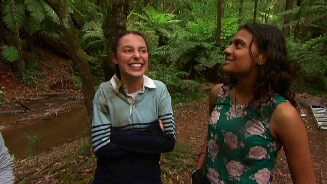 On set with Fi and Corrie | Tomorrow When The War Began