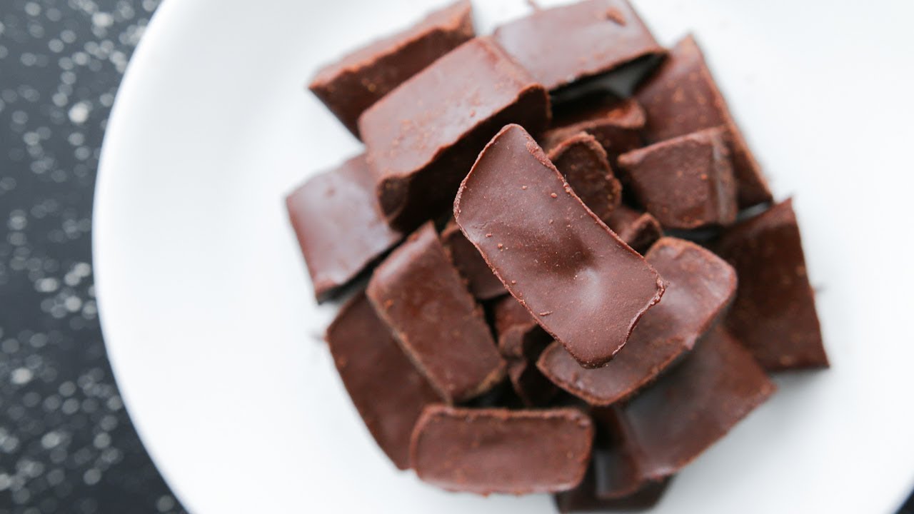 The BEST Keto Fat Bombs Recipe | How To Make LOW CARB Chocolate Fat Bombs For Keto