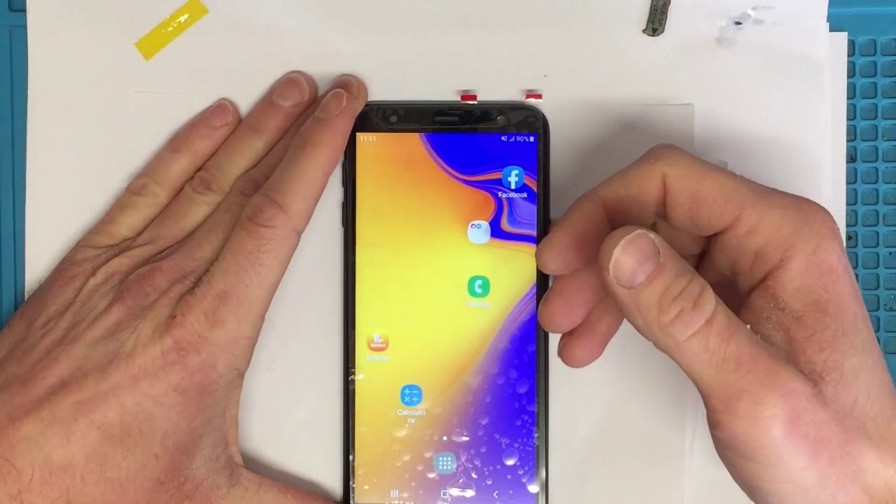 Sostituzione Display Samsung J4+