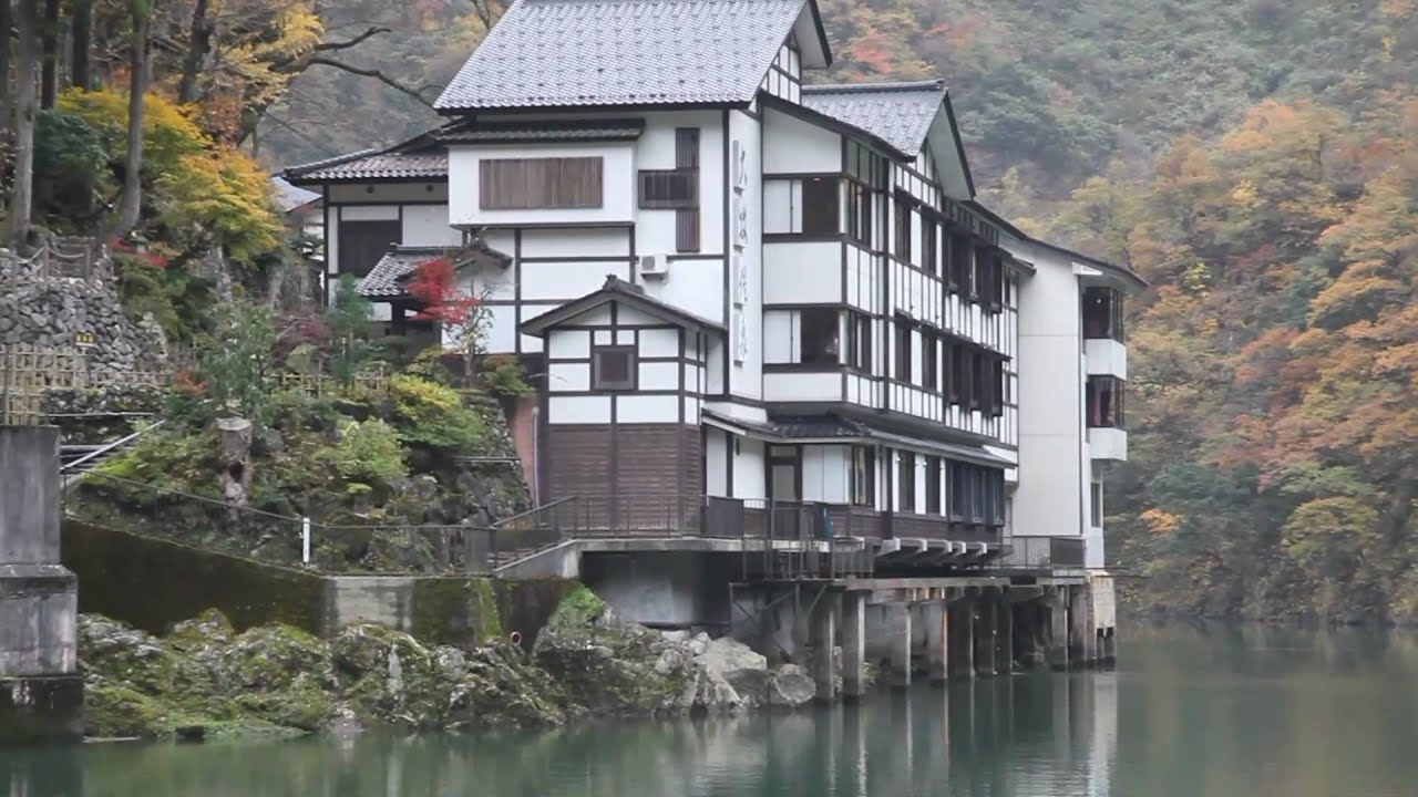 庄川遊覧船でゆく大牧温泉「船でしか行けない秘境の一件宿【字幕:caption】 Omaki Onsen (hot spring)