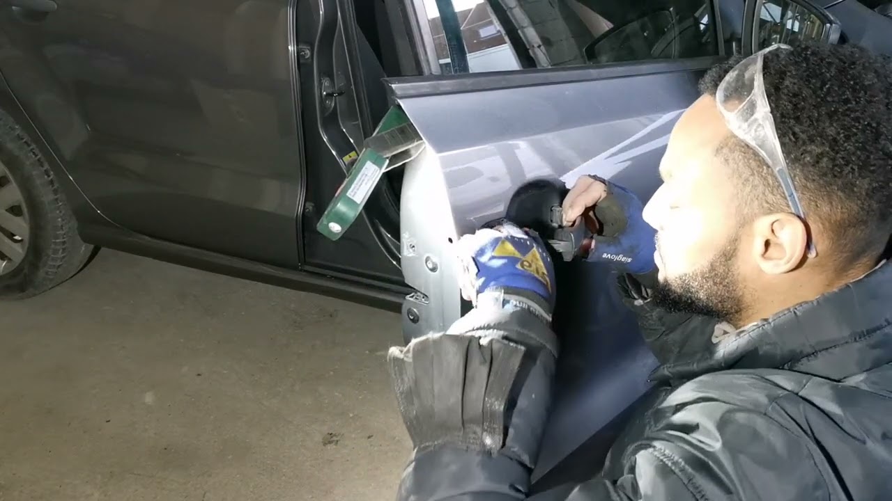 comment changer ou enlever la poignée de porte de polo 5.
