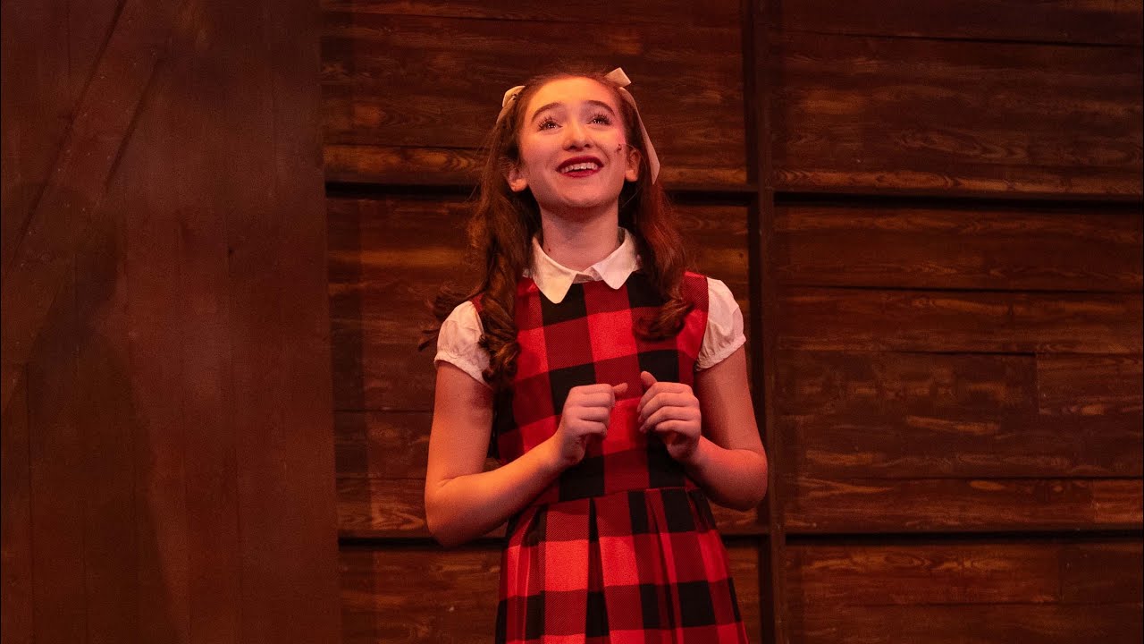 Hannah as Susan Waverly in ‘White Christmas’, December 2025 
