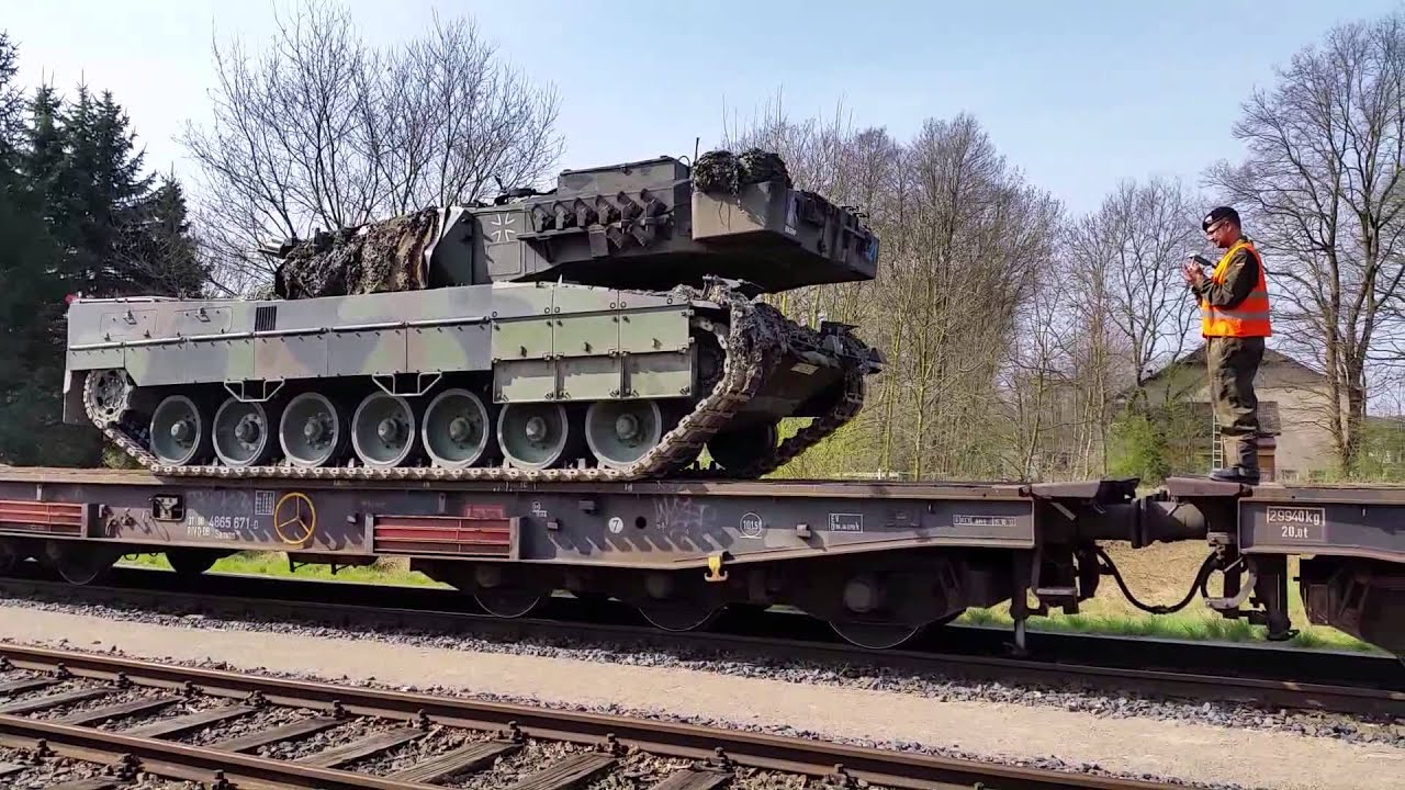 Militärverladung in Sennelager (HD)