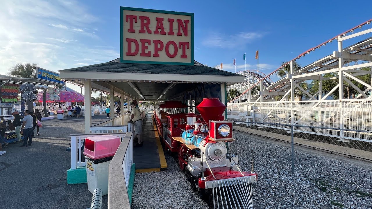 Train at Family Kingdom Amusement Park On-Ride POV • Myrtle Beach, SC • Front Row 4K