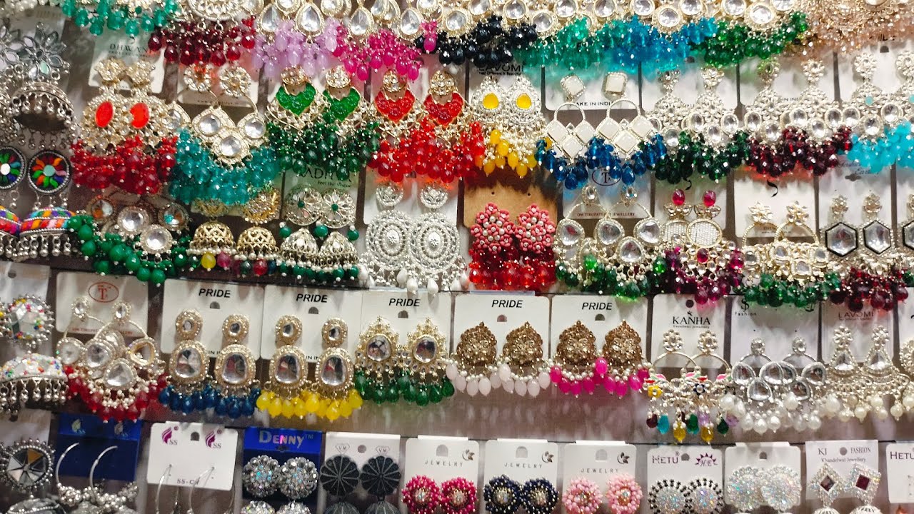 Thursday Seelampur Market Explore jewellery,suit,less,dress collection vlog video 