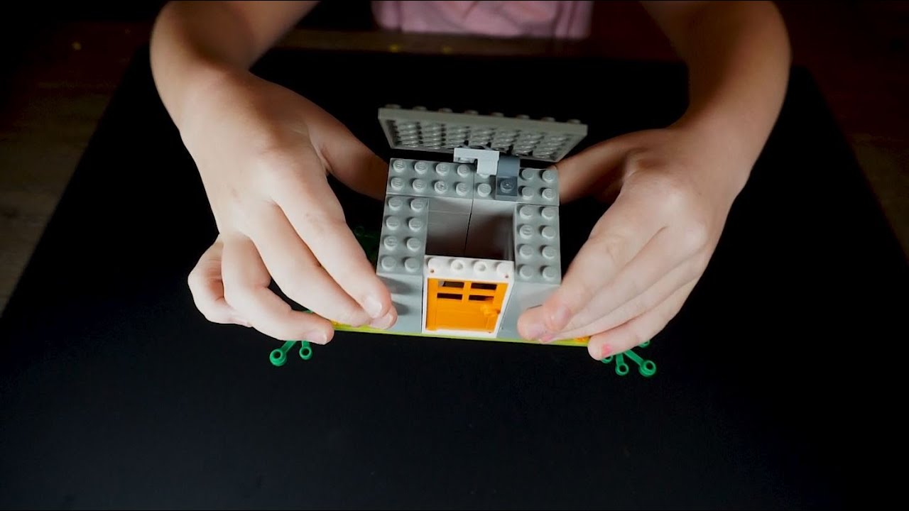 Building a LEGO outhouse