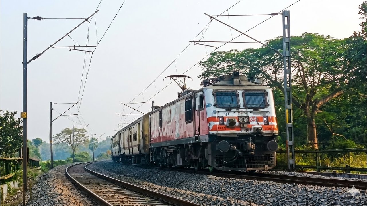 ⚡High Speed Electrical Locomotive with 90° Curve Action Super Fast Moving 