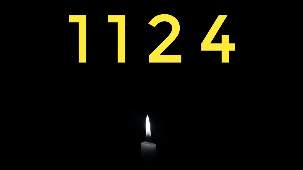 1124