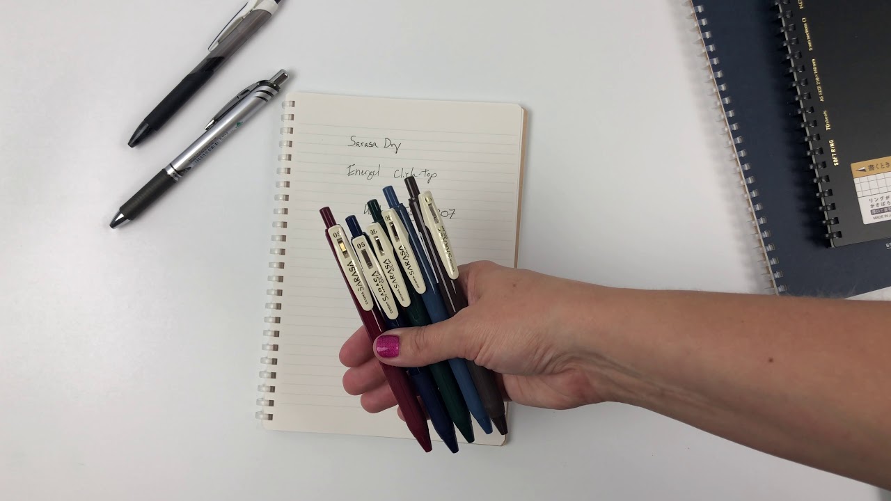 Non-smearing Left Handed Pens for Int'l Left Handers Day!