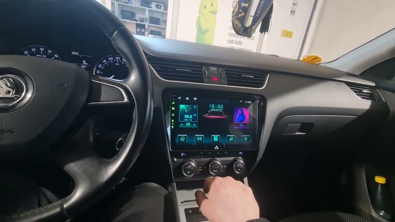 Instalare GPS Radio Android 13 (4/64GB) pe Skoda Octavia 3 (2014) + Cameră și Senzori