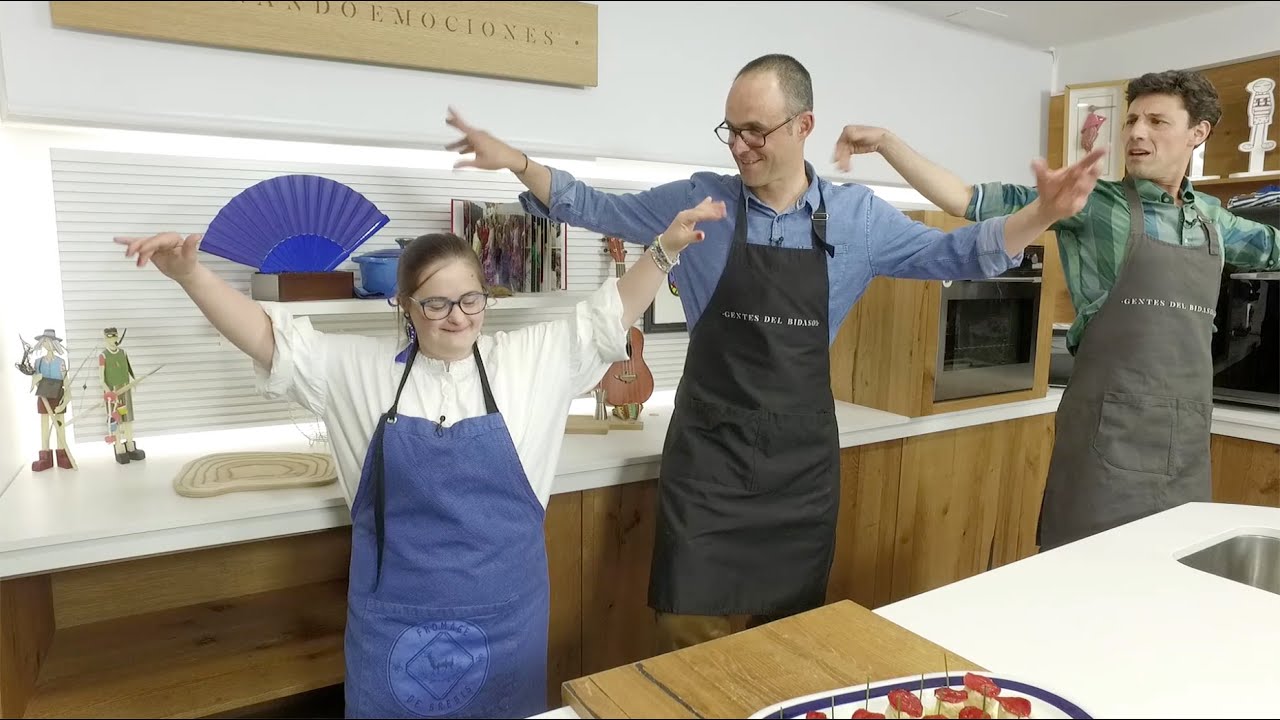 GENTES DEL BIDASOA. TEMPORADA 3. MARTA Y EZEZAGUNOK TEATRO 